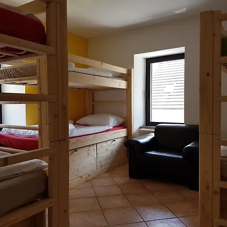 بيت شباب Hostel Bovec